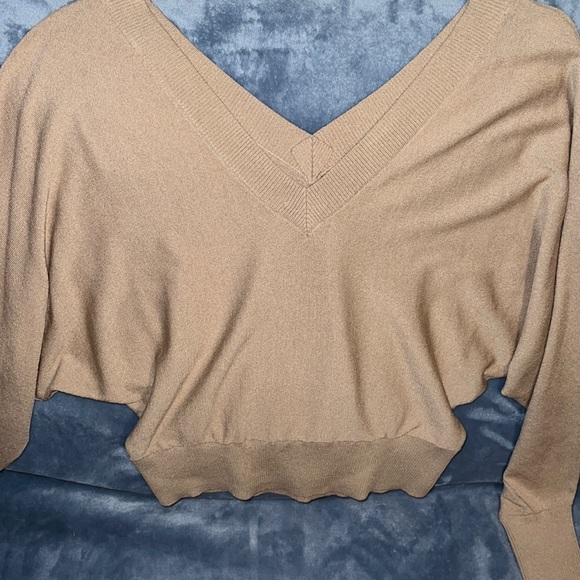 Express tan blouse - Picture 1 of 4